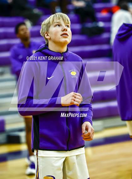 Thumbnail 2 in Indianapolis Shortridge @ Guerin Catholic photogallery.