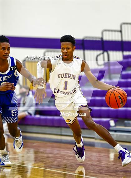 Thumbnail 2 in Indianapolis Shortridge @ Guerin Catholic photogallery.