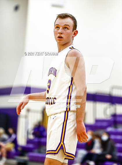Thumbnail 2 in Indianapolis Shortridge @ Guerin Catholic photogallery.
