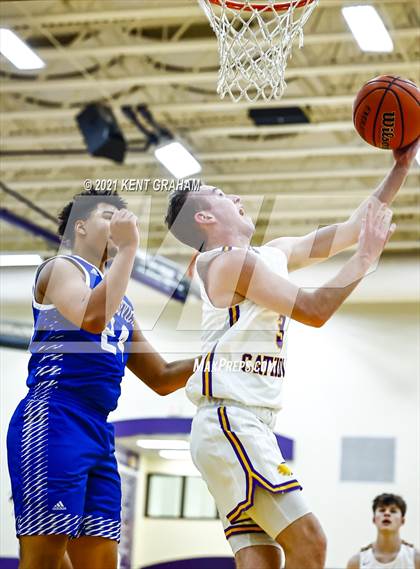 Thumbnail 2 in Indianapolis Shortridge @ Guerin Catholic photogallery.