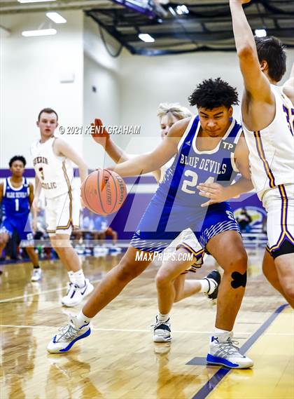 Thumbnail 3 in Indianapolis Shortridge @ Guerin Catholic photogallery.