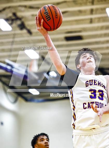 Thumbnail 1 in Indianapolis Shortridge @ Guerin Catholic photogallery.