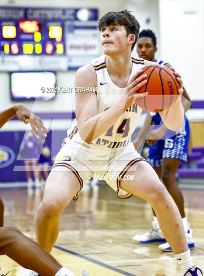 Thumbnail 1 in Indianapolis Shortridge @ Guerin Catholic photogallery.