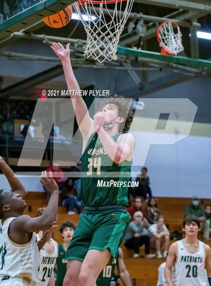 Thumbnail 3 in Cardinal Gibbons vs. Pinecrest (Holiday in the Pines Tournament) photogallery.