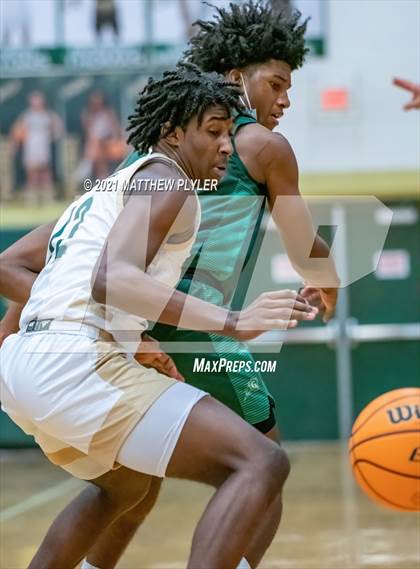 Thumbnail 2 in Cardinal Gibbons vs. Pinecrest (Holiday in the Pines Tournament) photogallery.