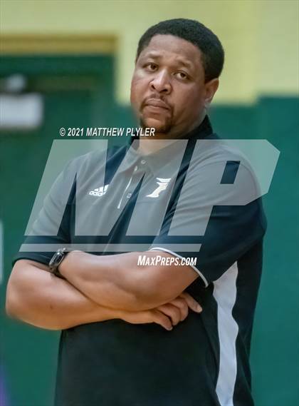 Thumbnail 1 in Cardinal Gibbons vs. Pinecrest (Holiday in the Pines Tournament) photogallery.