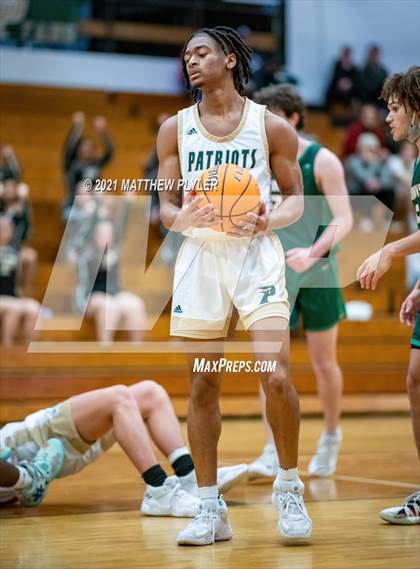 Thumbnail 2 in Cardinal Gibbons vs. Pinecrest (Holiday in the Pines Tournament) photogallery.