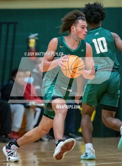 Thumbnail 2 in Cardinal Gibbons vs. Pinecrest (Holiday in the Pines Tournament) photogallery.