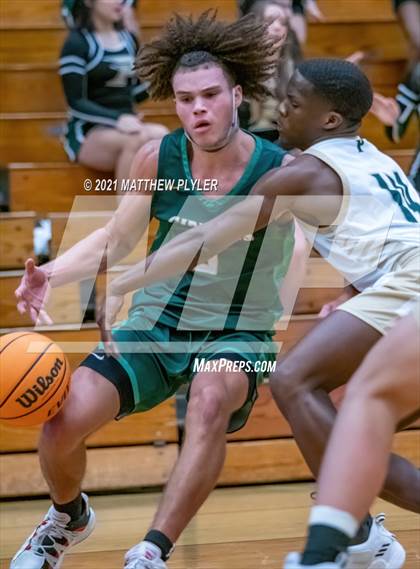 Thumbnail 1 in Cardinal Gibbons vs. Pinecrest (Holiday in the Pines Tournament) photogallery.