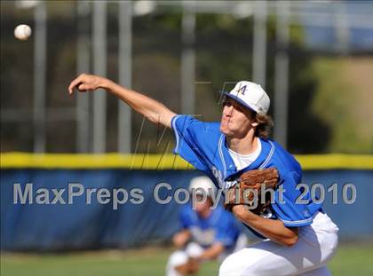 Thumbnail 1 in Royal @ Agoura photogallery.