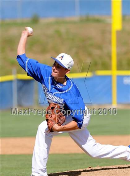 Thumbnail 2 in Royal @ Agoura photogallery.