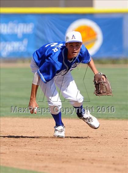 Thumbnail 1 in Royal @ Agoura photogallery.