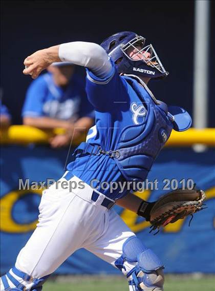 Thumbnail 2 in Royal @ Agoura photogallery.