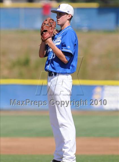 Thumbnail 3 in Royal @ Agoura photogallery.