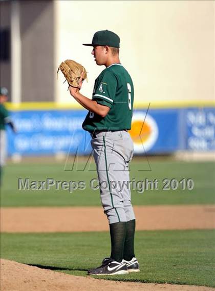 Thumbnail 3 in Royal @ Agoura photogallery.