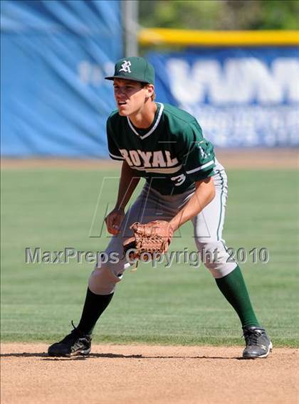 Thumbnail 2 in Royal @ Agoura photogallery.