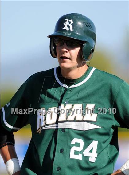 Thumbnail 2 in Royal @ Agoura photogallery.