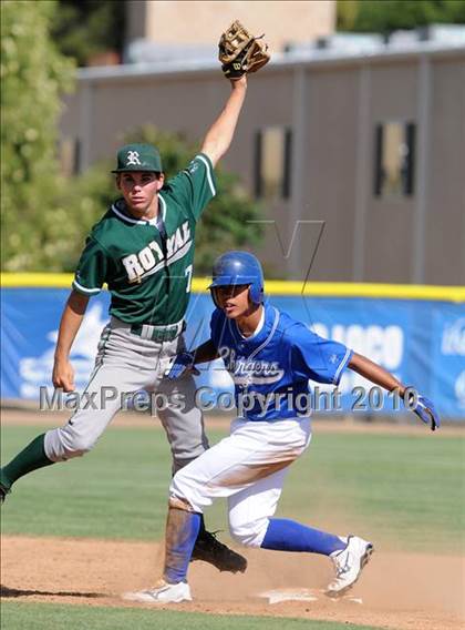 Thumbnail 2 in Royal @ Agoura photogallery.