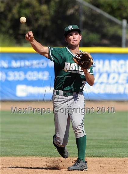 Thumbnail 1 in Royal @ Agoura photogallery.