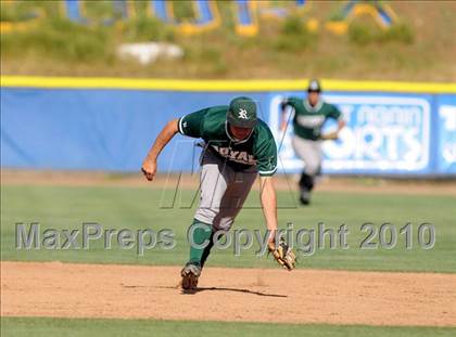 Thumbnail 1 in Royal @ Agoura photogallery.