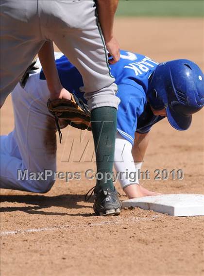 Thumbnail 1 in Royal @ Agoura photogallery.