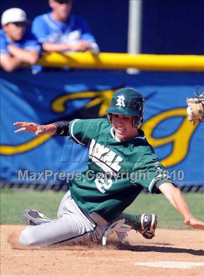 Thumbnail 3 in Royal @ Agoura photogallery.