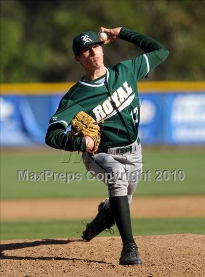 Thumbnail 3 in Royal @ Agoura photogallery.