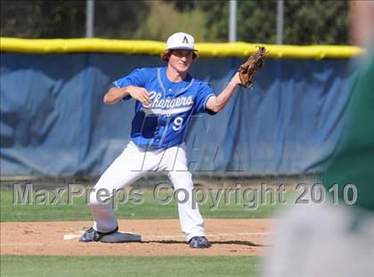 Thumbnail 3 in Royal @ Agoura photogallery.