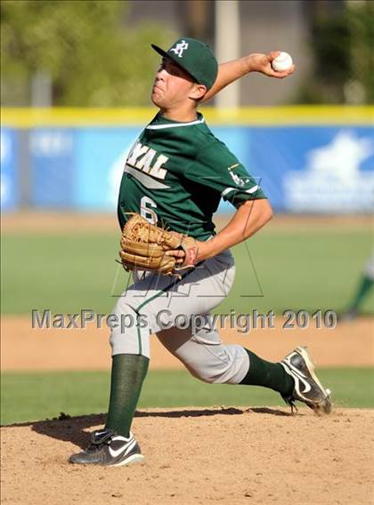 Thumbnail 2 in Royal @ Agoura photogallery.
