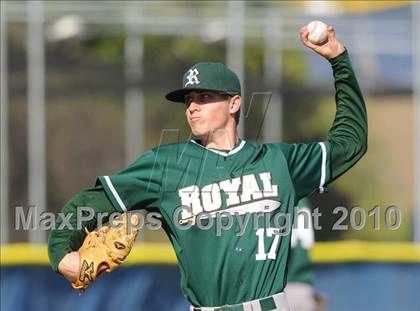Thumbnail 2 in Royal @ Agoura photogallery.