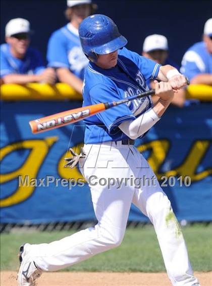 Thumbnail 1 in Royal @ Agoura photogallery.