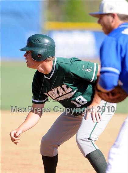 Thumbnail 2 in Royal @ Agoura photogallery.