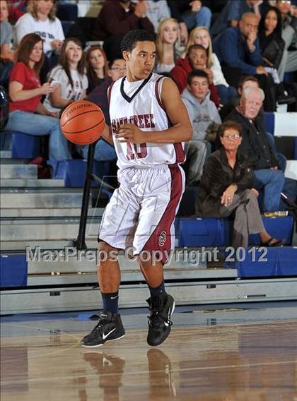 Thumbnail 2 in Sand Creek vs. Pueblo West (CHSAA 4A 2nd Round) photogallery.