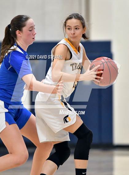 Thumbnail 1 in Folsom vs. Oak Ridge (Trojan Toss-Up) photogallery.
