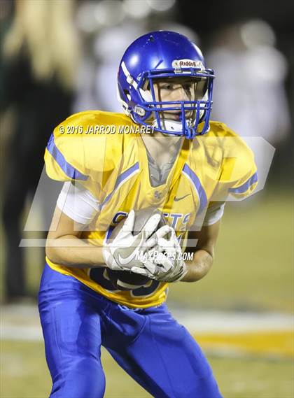 Thumbnail 1 in Calvary Baptist Academy vs. St. Charles Catholic (LHSAA D3 Quarterfinal Playoff) photogallery.