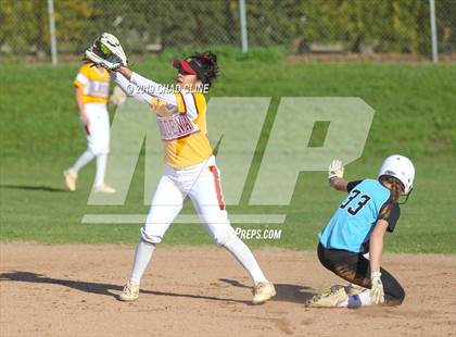 Thumbnail 2 in El Modena @ Villa Park photogallery.
