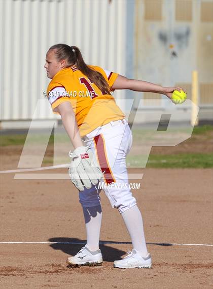 Thumbnail 1 in El Modena @ Villa Park photogallery.