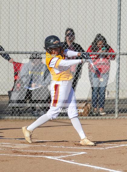 Thumbnail 1 in El Modena @ Villa Park photogallery.