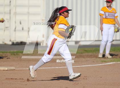 Thumbnail 3 in El Modena @ Villa Park photogallery.