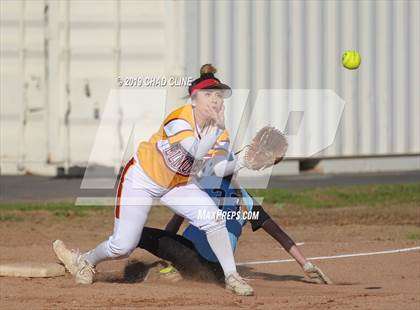 Thumbnail 2 in El Modena @ Villa Park photogallery.