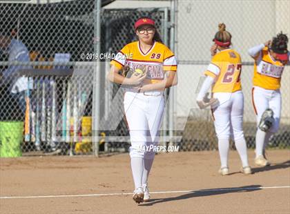 Thumbnail 2 in El Modena @ Villa Park photogallery.