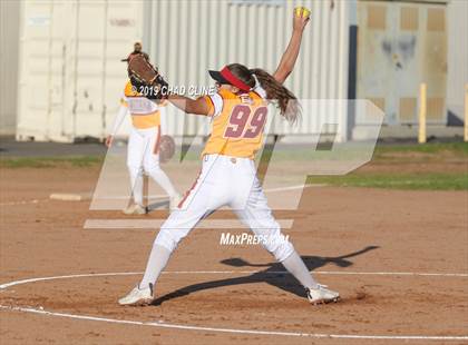Thumbnail 3 in El Modena @ Villa Park photogallery.