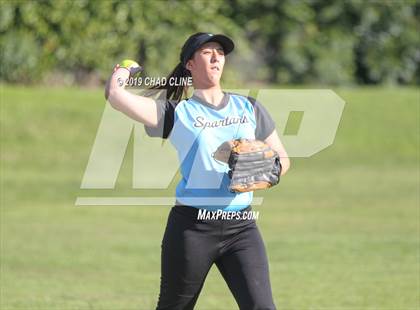 Thumbnail 2 in El Modena @ Villa Park photogallery.