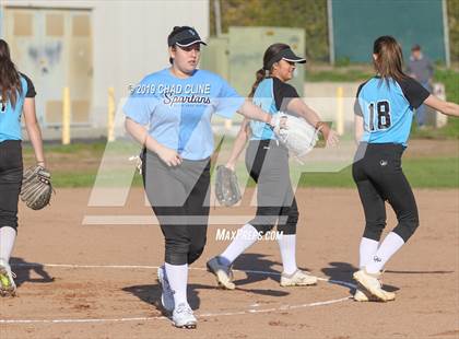 Thumbnail 3 in El Modena @ Villa Park photogallery.