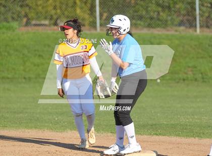Thumbnail 1 in El Modena @ Villa Park photogallery.
