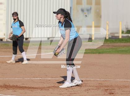 Thumbnail 1 in El Modena @ Villa Park photogallery.
