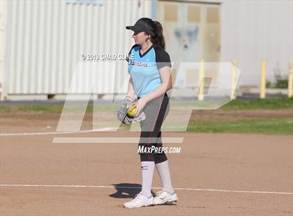 Thumbnail 2 in El Modena @ Villa Park photogallery.