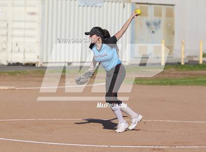 Thumbnail 2 in El Modena @ Villa Park photogallery.