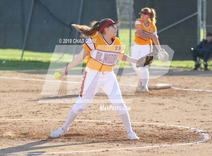 Thumbnail 1 in El Modena @ Villa Park photogallery.