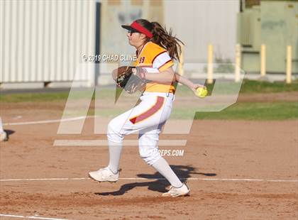 Thumbnail 2 in El Modena @ Villa Park photogallery.